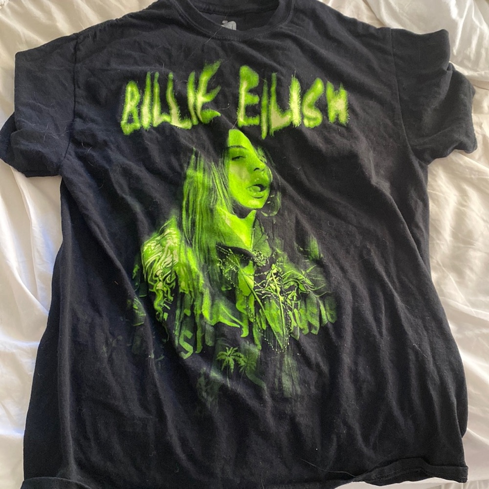 BILLIE EILISH TEE